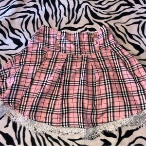 Cute pink skirt
